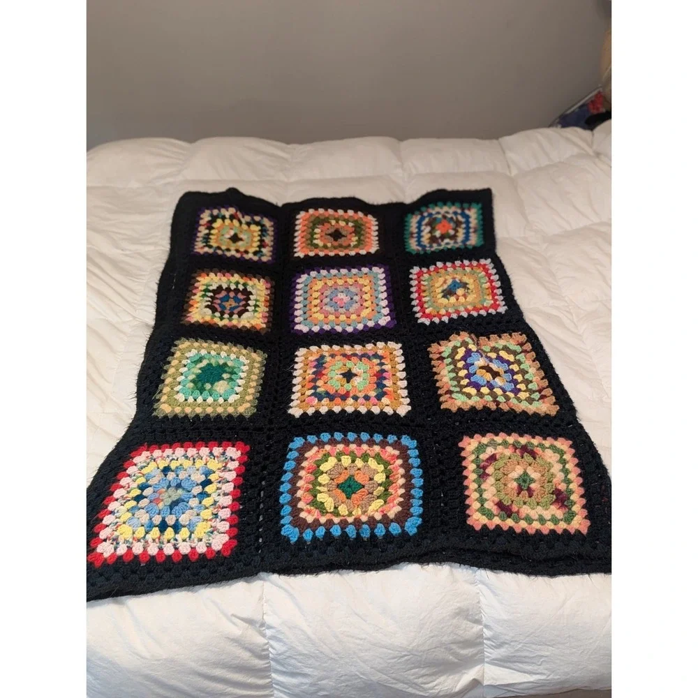 Handmade‎ Granny Square Crochet Throw Blanket Boho Hippie Cottagecore Retro Cozy